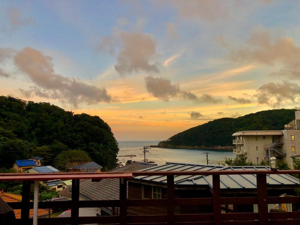 Guesthouse All You Need Shimoda  Exterior photo
